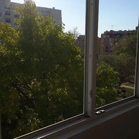 Sunny And Charming Domain For Your In Apartment *